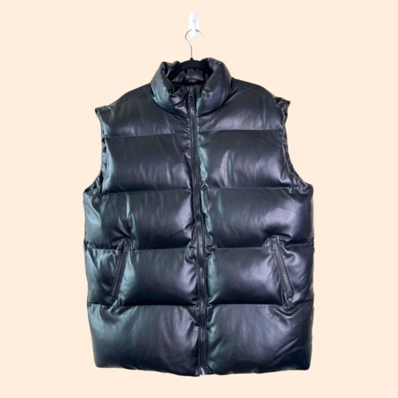 Good American Oversized Leather Puffer Vest - Picture 2 of 8